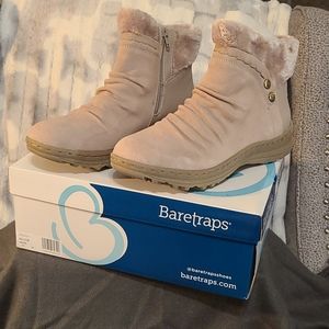 Brand New ankle Boots, Zip up the side